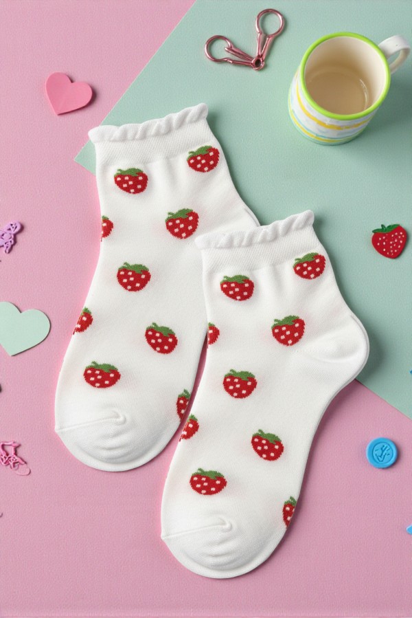 Κοντή Κάλτσα με Σχέδιο Φραουλίτσες